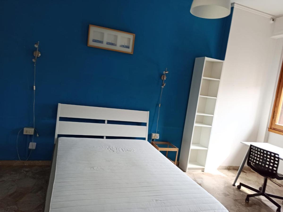 شقة Casa Vacanze Giulia A Careggi Wi-Fi فلورنس المظهر الخارجي الصورة