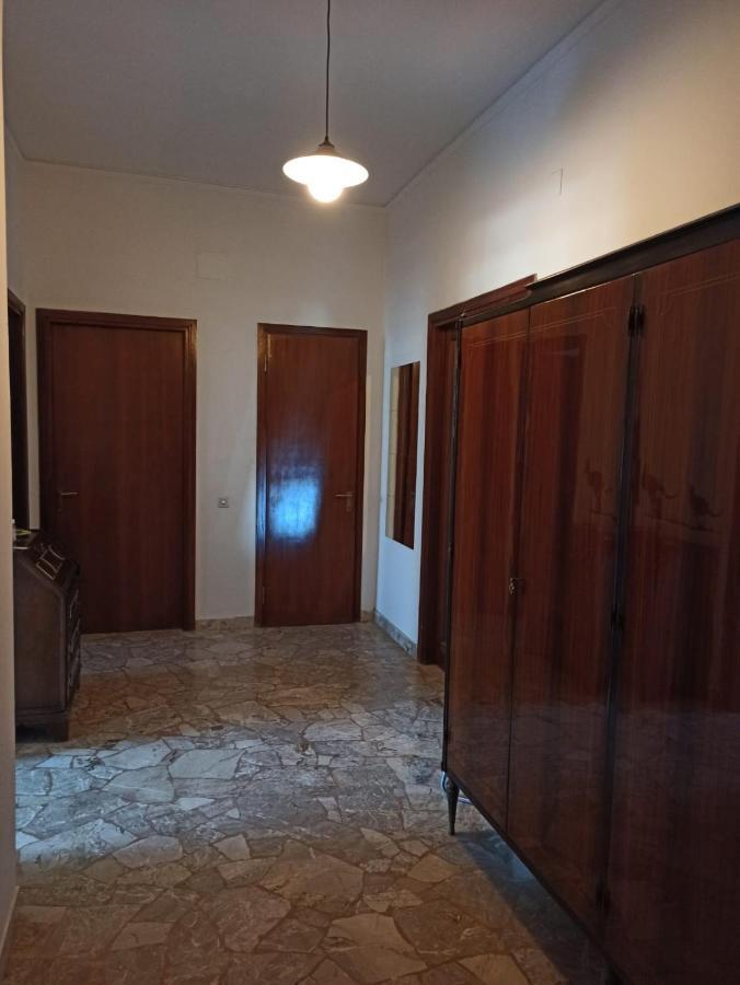 شقة Casa Vacanze Giulia A Careggi Wi-Fi فلورنس المظهر الخارجي الصورة